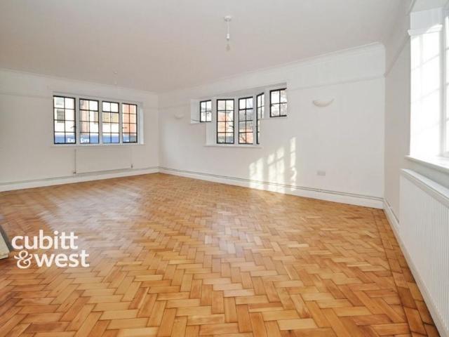 Apartment for rent in London Borough of Croydon, Purley