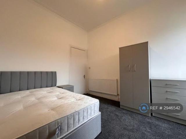 Apartment for rent in Dowanhill, Scotland