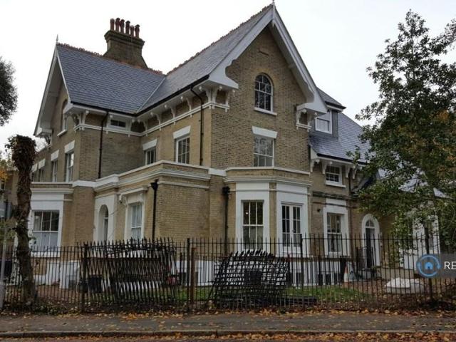 Flat for rent in Upper Norwood, Greater London