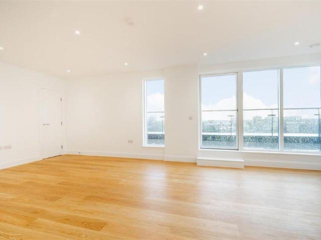 Apartment for rent in Camberwell, Greater London