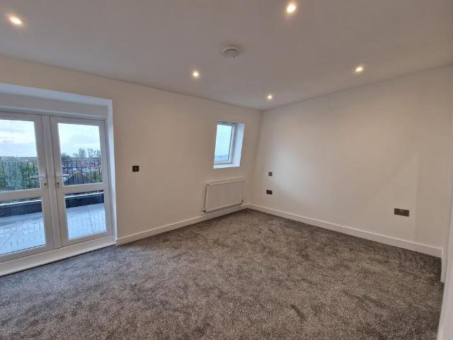 Apartment for rent in Royal Borough of Kingston upon Thames, Greater London