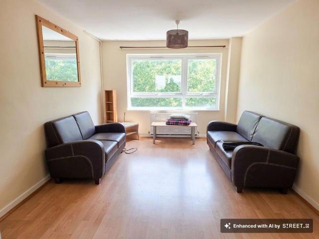 Apartment for rent in East Hill Estate, Greater London