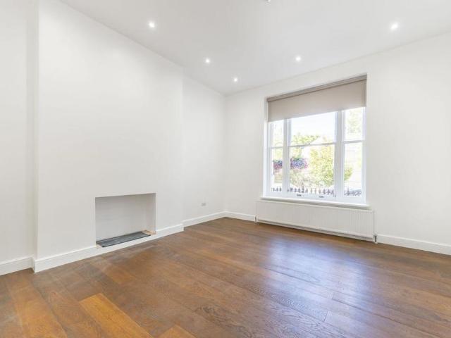Apartment for rent in Paddington, Greater London