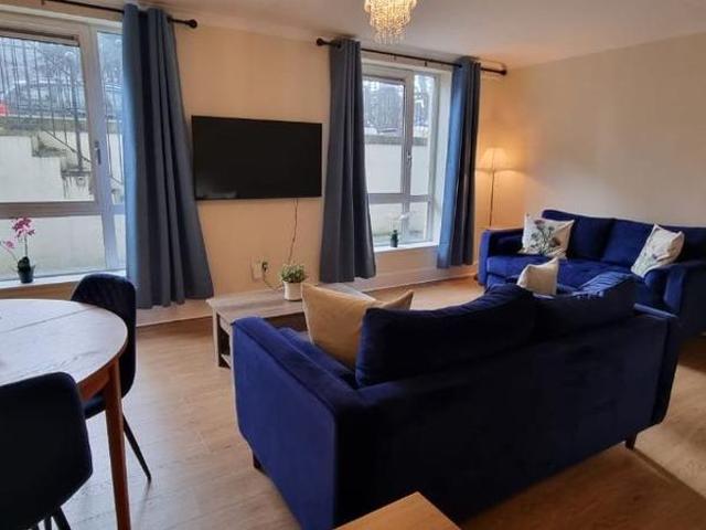 Apartment for rent in Gayfield, Broughton