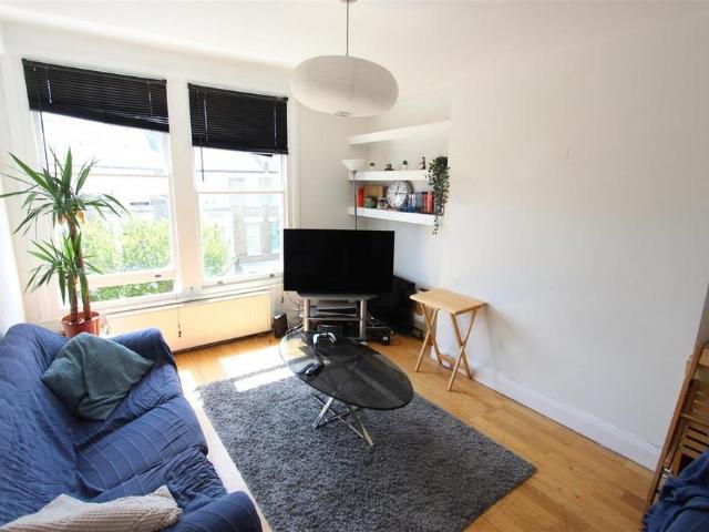 Apartment for rent in Holloway, Greater London