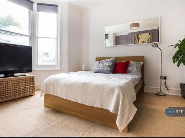 Apartment for rent in London Borough of Lewisham, Brockley