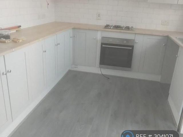 Apartment for rent in Petersfield, Bolton Low Houses