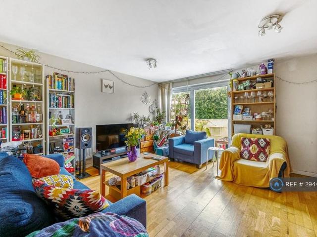 Apartment for rent in London Borough of Ealing, Greater London
