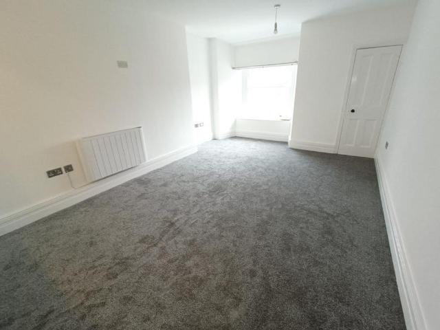 Apartment for rent in Birkenhead, Wirral
