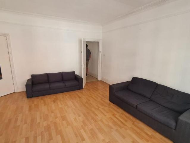 Apartment for rent in London Borough of Ealing, Hanwell