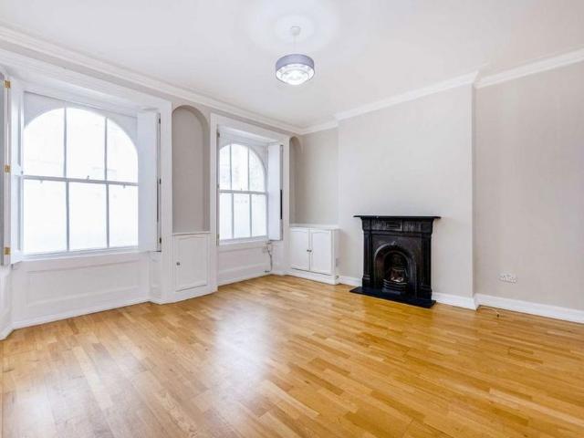 Apartment for rent in Fitzrovia, Greater London
