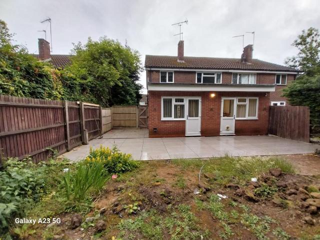 Flat for rent in Greater London