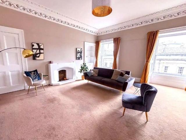 Apartment for rent in Haymarket, Scotland
