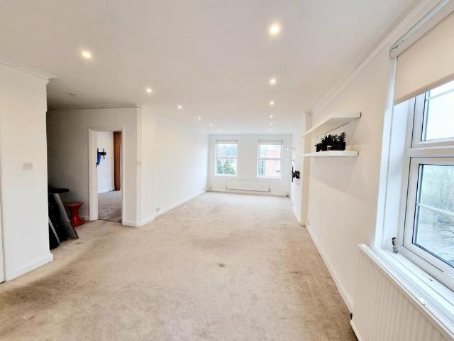 Apartment for rent in Greater London