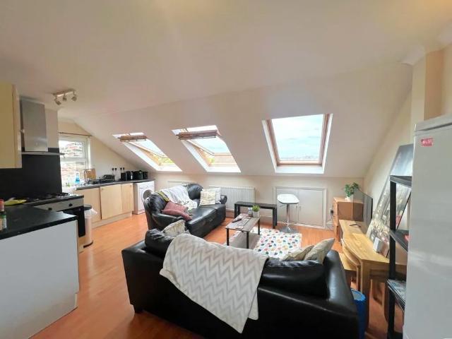 Apartment for rent in London Borough of Wandsworth, Greater London