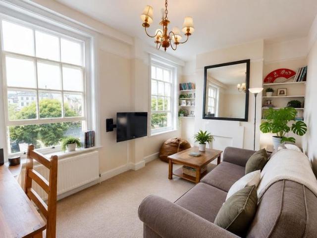 Apartment for rent in Round Hill, Brighton & Hove