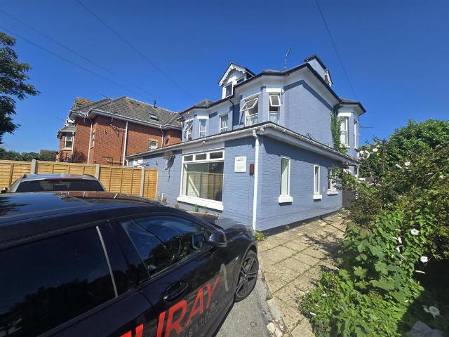 Flat for rent in Boscombe, Bournemouth