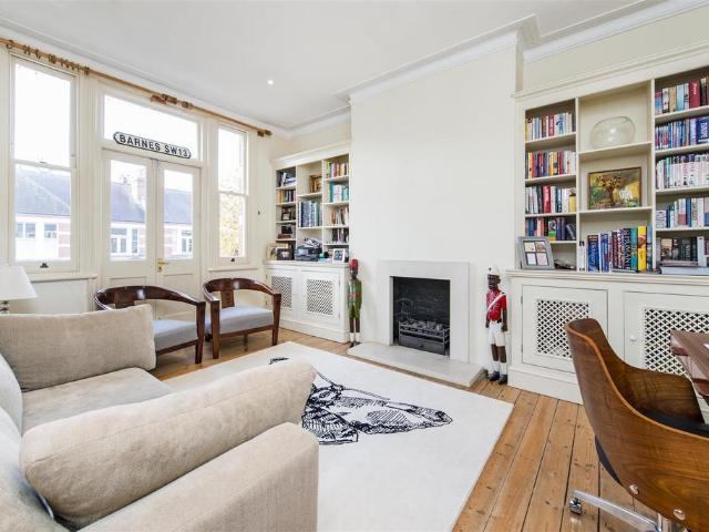 Flat for rent in Greater London