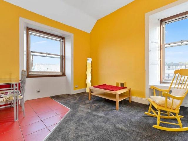 Apartment for rent in Leith, Scotland