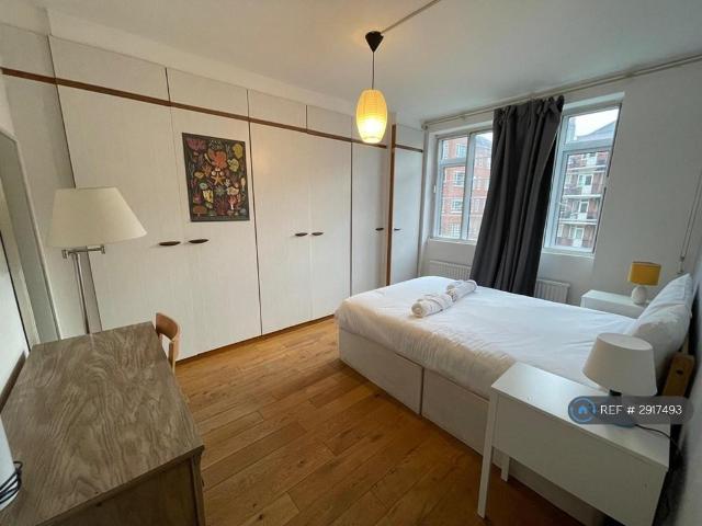 Flat for rent in St. John's Wood, Greater London