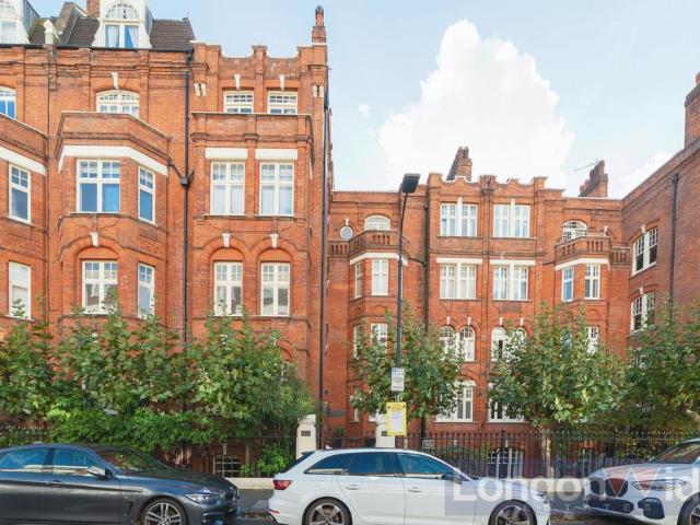 Flat for rent in Hammersmith, Greater London
