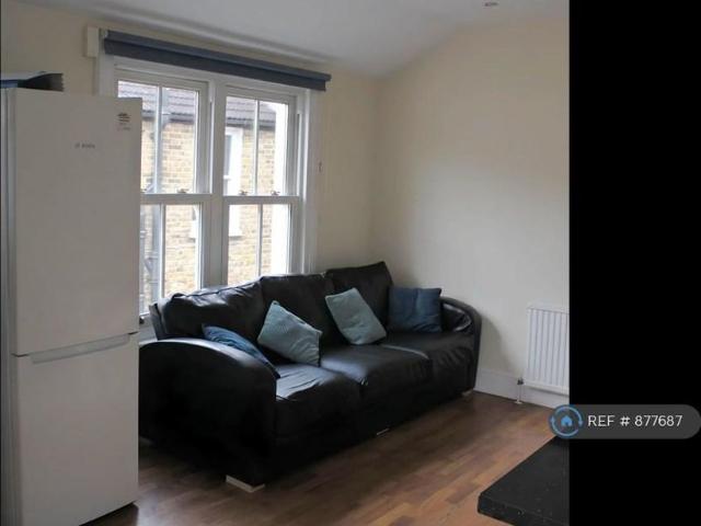 Apartment for rent in Clapham, Greater London