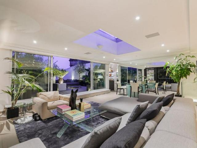 Apartment for rent in South Kensington, Greater London
