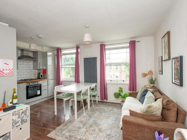 Apartment for rent in London Borough of Lewisham, New Cross