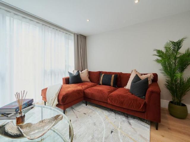 Apartment for rent in Chalk Farm, Greater London