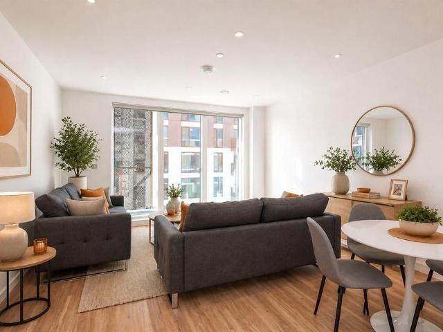 Apartment for rent in Brompton, Gillingham