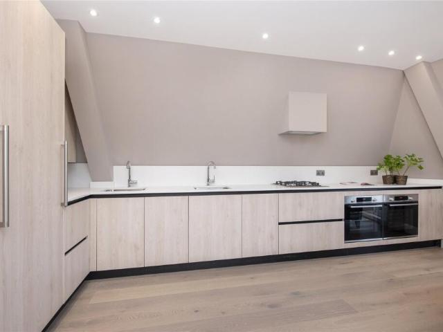 Flat for rent in Temple Fortune, Isle Of Man