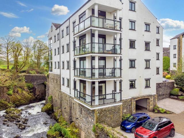 Flat for rent in Bowston