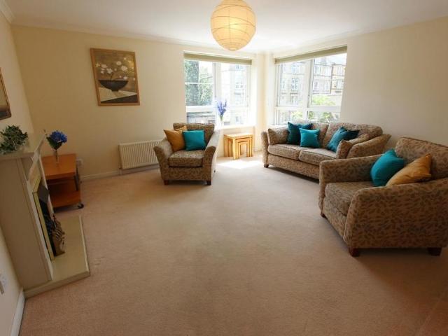 Apartment for rent in Hillside, City of Edinburgh