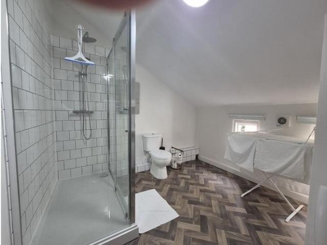 Apartment for rent in Upton, Acol