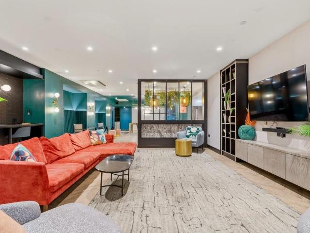 Apartment for rent in Colindale Gardens, Greater London