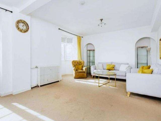 Apartment for rent in Brook Green, Isle Of Man