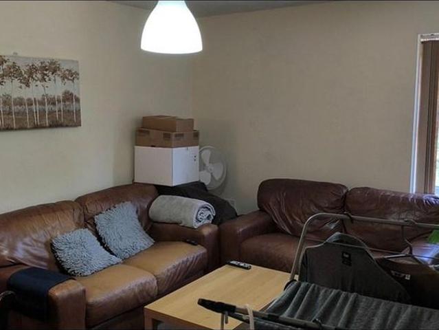 Apartment for rent in Hyde Park, West Yorkshire