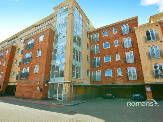 Flat for rent in Greater London