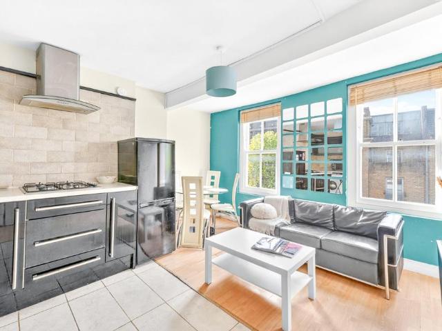 Flat for rent in Islington, Isle Of Man