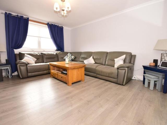 Apartment for rent in Brownsburn, Scotland