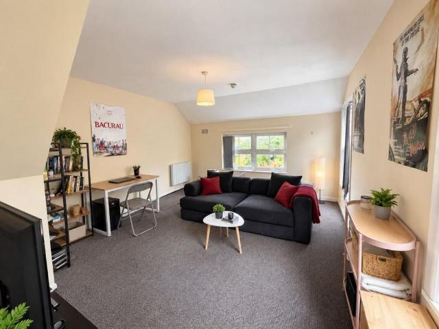 Apartment for rent in Hughenden Valley, High Wycombe