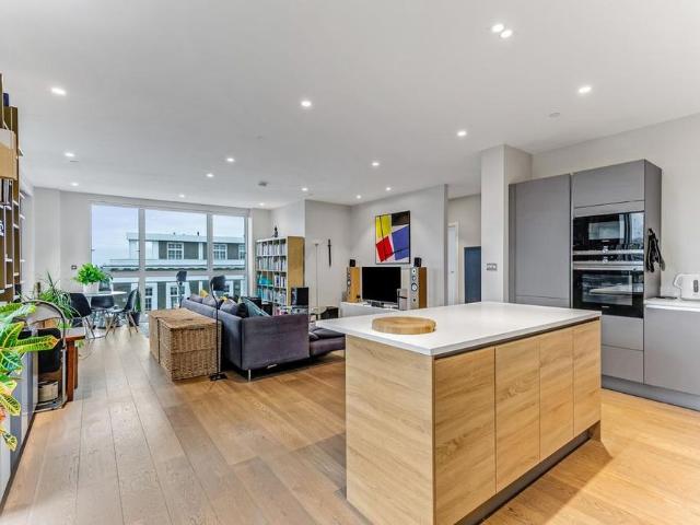 Apartment for rent in Cat Hill, Isle Of Man