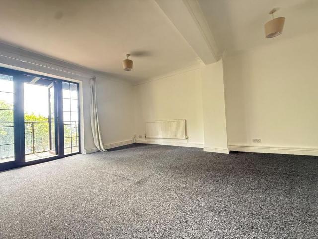 Apartment for rent in Swanscombe and Greenhithe, Monks Orchard