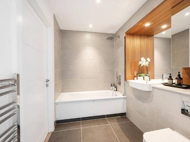 Flat for rent in Isle Of Dogs, Greater London