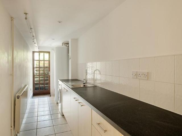 Apartment for rent in Feckenham, City Of Bristol