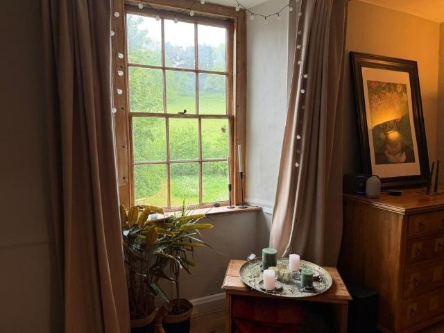 Flat for rent in Compton, Strode