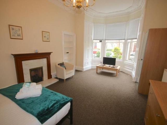 Apartment for rent in Marchmont, Scotland
