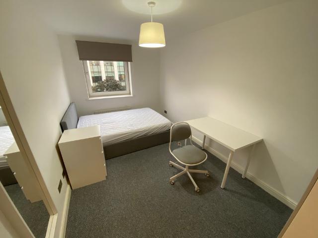 Flat for rent in Woodhouse, West Yorkshire