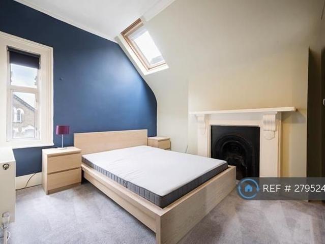 Apartment for rent in Stroud Green, Isle Of Man