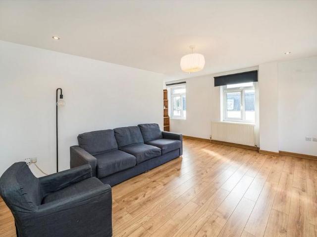 Apartment for rent in Upper Clapton, Greater London